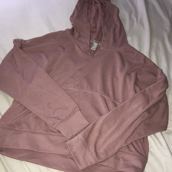 Lightweight workout hoodie - Picture 1 of 3